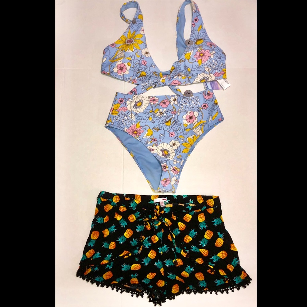 ✅Offer Now✅ High waisted Floral forever 21 set